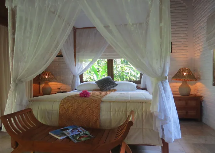 Hotel The Water Garden 3*