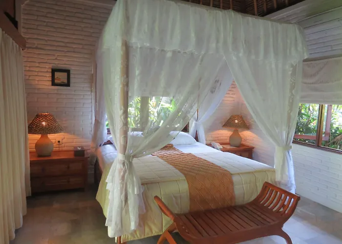 The Water Garden Hotel 3*