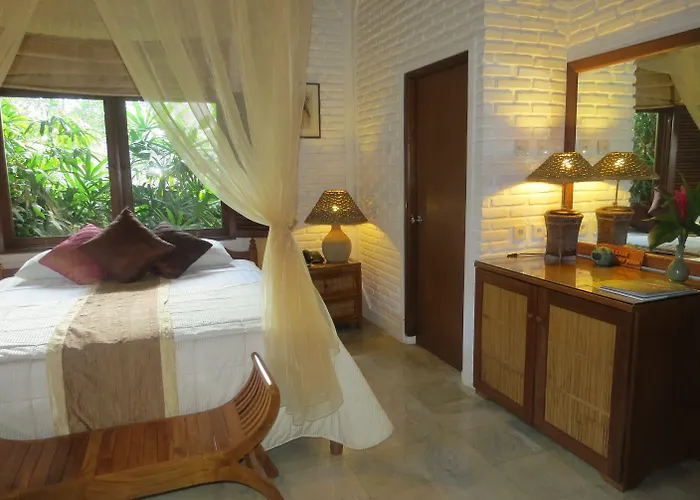 The Water Garden Hotel 3*