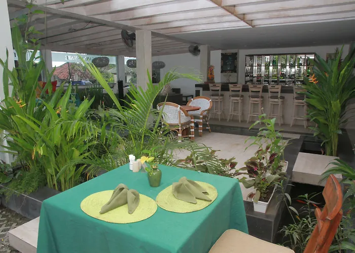 Hotel The Water Garden 3*
