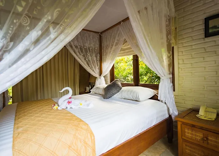 Hotel The Water Garden 3*